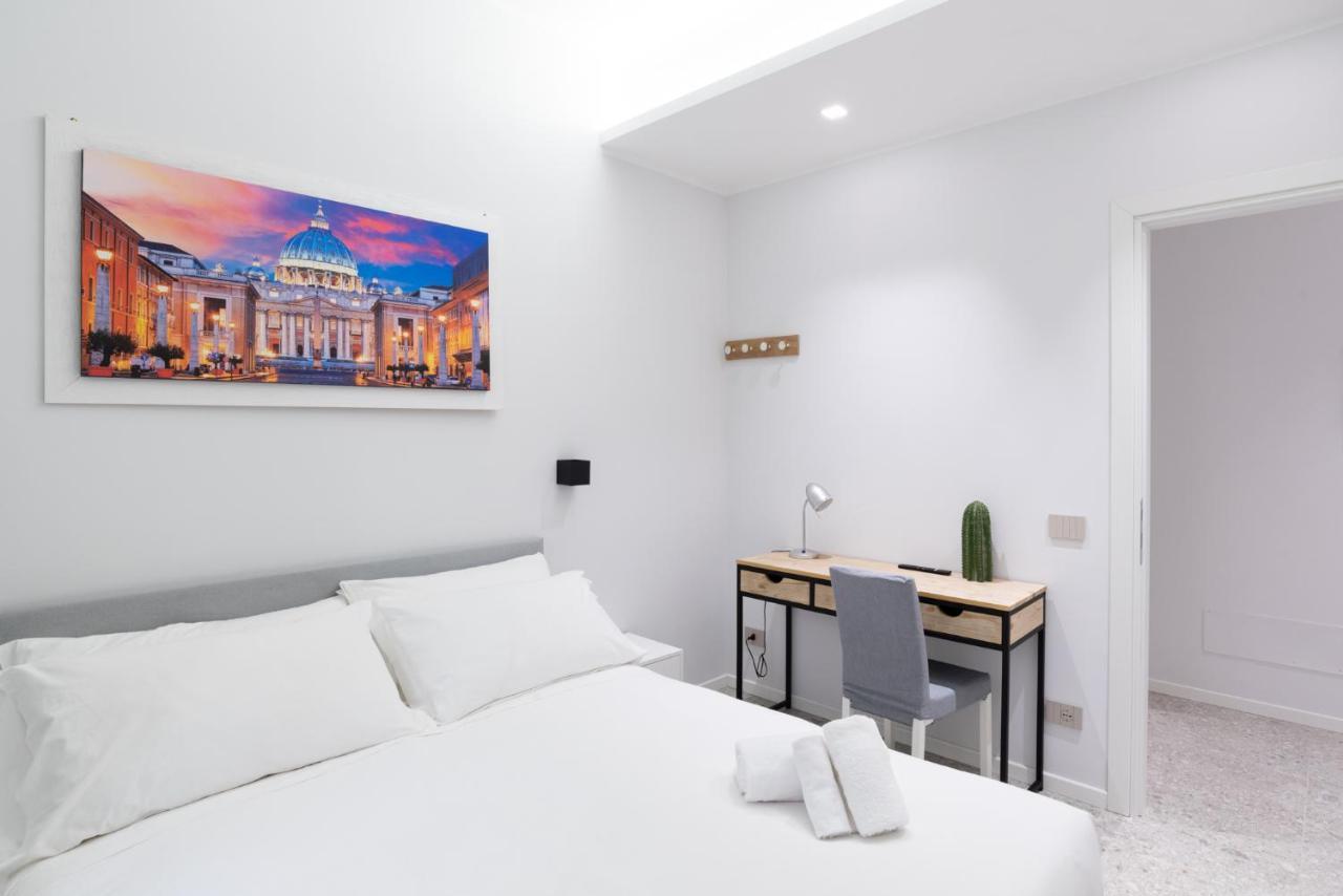 White Home Suite And Rooms Рим Экстерьер фото